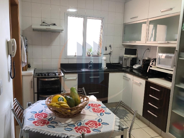 Apartamento à venda com 3 quartos, 103m² - Foto 12