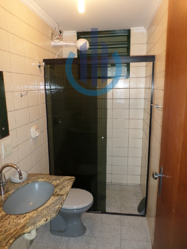 Apartamento para alugar com 3 quartos, 111m² - Foto 9