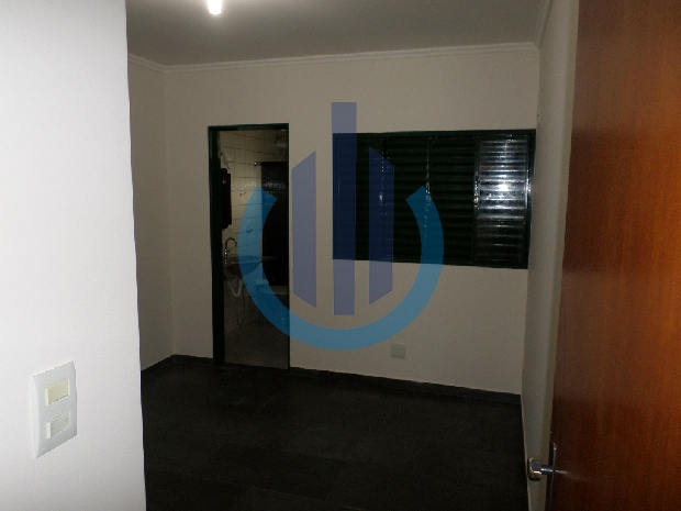 Apartamento para alugar com 3 quartos, 111m² - Foto 12
